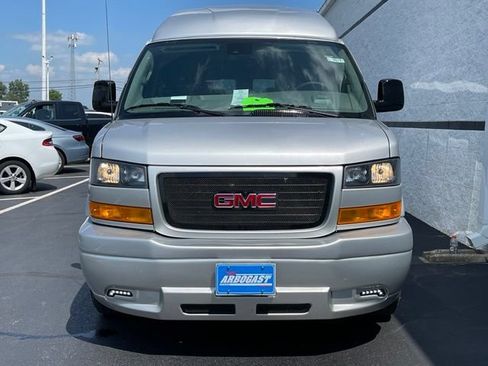 New 2026 GMC Savana 2500 w/ Driver Convenience Package RWD image 5