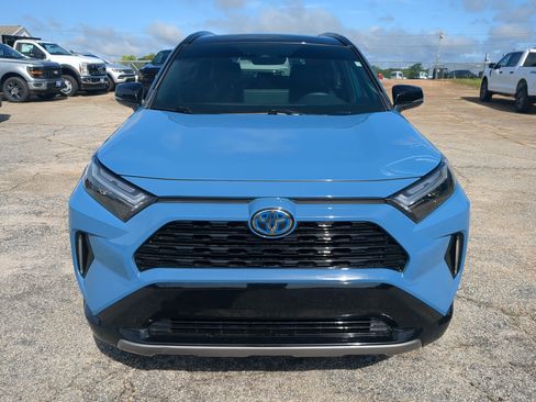 Used 2024 Toyota RAV4 XSE w/ Weather Package AWD/4WD image 7