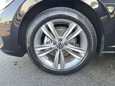 Used 2024 Volkswagen Jetta SE image 29