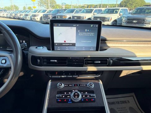 Used 2021 Lincoln Aviator Reserve w/ Equipment Group 201A AWD/4WD image 30
