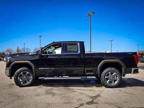 New 2026 GMC Sierra 2500 SLE w/ SLE Value Package; AWD/4WD image 7