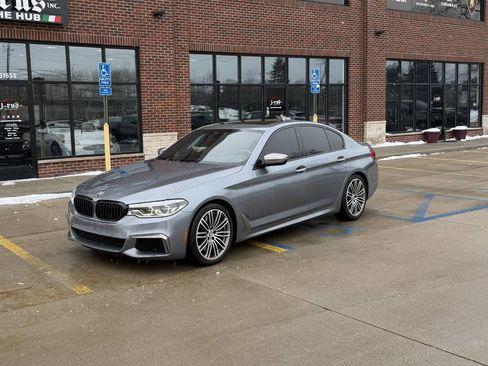 Used 2018 BMW M550i xDrive w/ Driving Assistance Package image 2