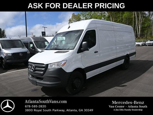 Used 2026 Mercedes-Benz Sprinter 3500 image 1