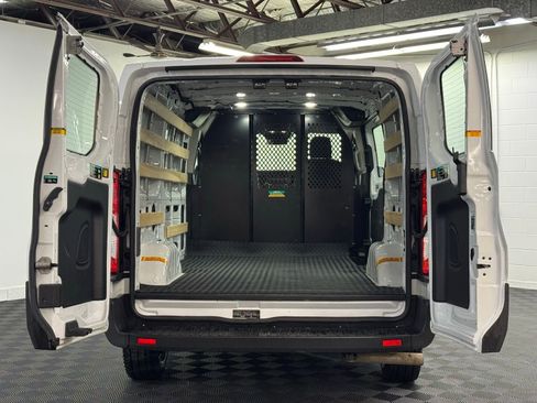 Used 2023 Ford Transit 250 Low Roof AWD w/ Exterior Upgrade Package image 27