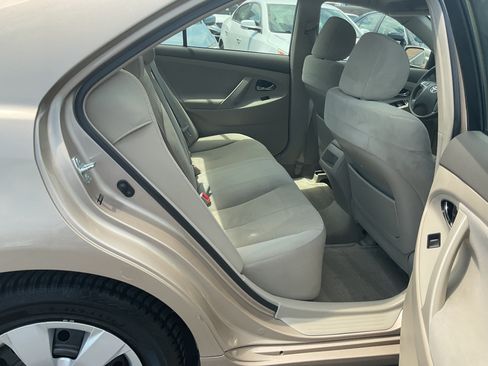 Used 2007 Toyota Camry CE FWD image 10