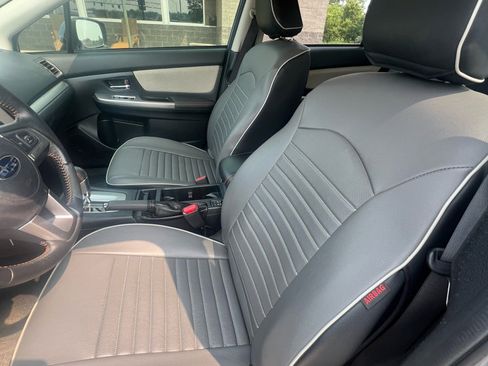 Used 2017 Subaru Crosstrek 2.0i Premium image 12