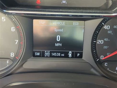 Certified 2022 Chevrolet TrailBlazer LT w/ Driver Confidence Package image 12