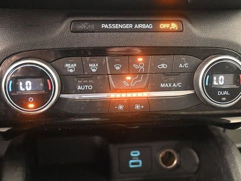 Certified 2021 Ford Escape SE w/ Convenience Package AWD/4WD image 12