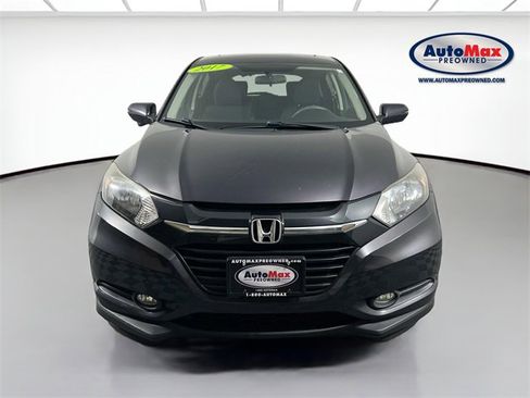 Used 2017 Honda HR-V EX image 7