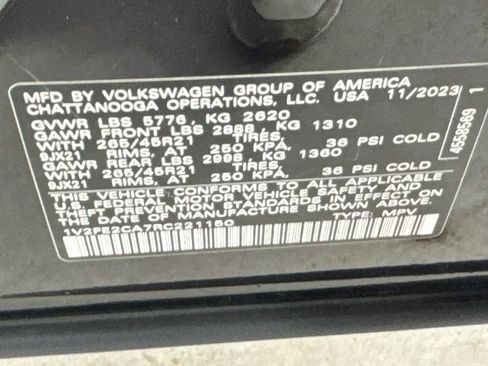 Used 2024 Volkswagen Atlas Cross Sport SEL Premium R-Line AWD/4WD image 43