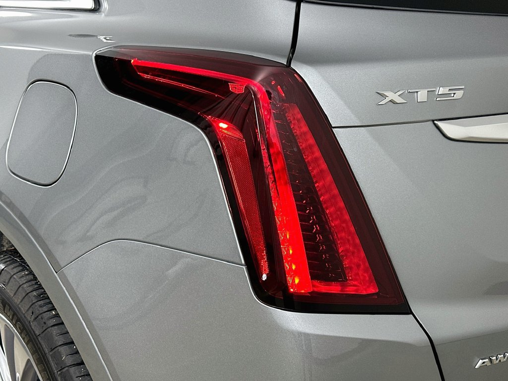 Certified 2025 Cadillac XT5 Premium Luxury w/ Technology Package AWD/4WD image 42