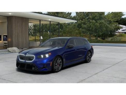 New 2027 BMW M5 Touring AWD/4WD image 1
