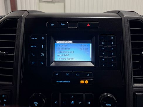 Used 2020 Ford F350 XL w/ Power Equipment Group image 39