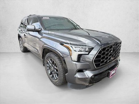 Certified 2024 Toyota Sequoia Platinum AWD/4WD image 5