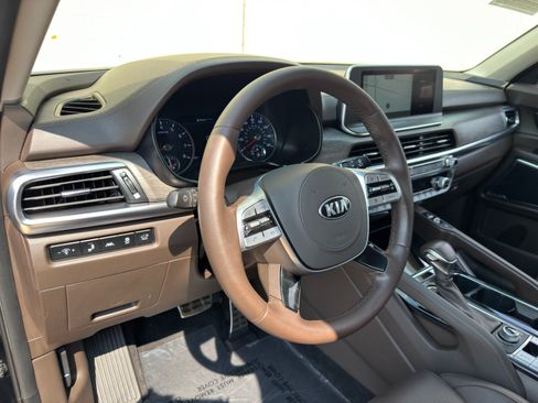 Used 2021 Kia Telluride SX w/ Nightfall Edition Package AWD/4WD image 13