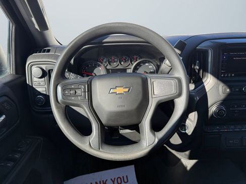 Used 2023 Chevrolet Silverado 1500 Custom image 12
