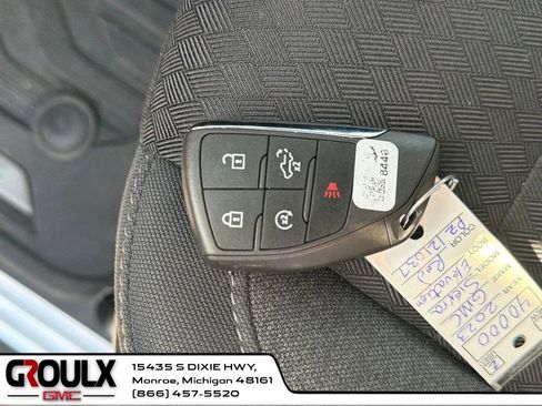 Used 2023 GMC Sierra 1500 Elevation image 27