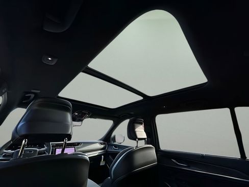 New 2025 Jeep Grand Cherokee L Overland w/ Advanced Protech Group III image 30