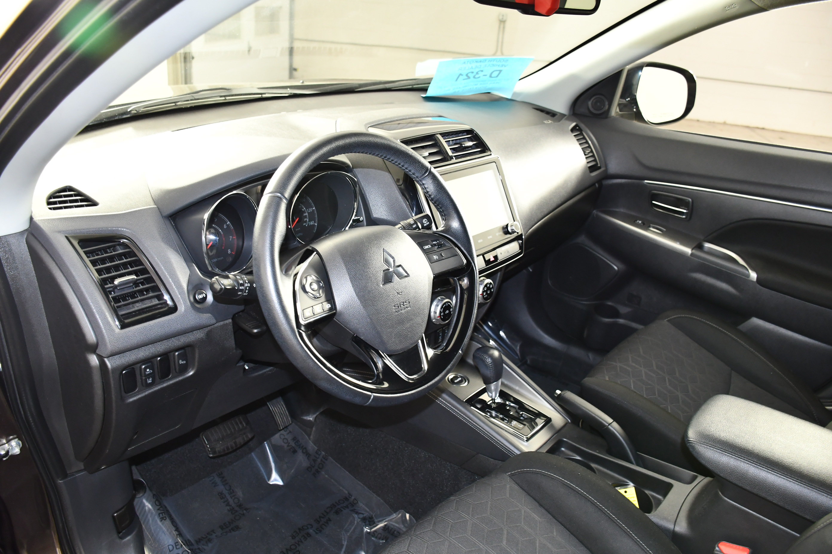 Used 2020 Mitsubishi Outlander Sport SE AWD/4WD image 2