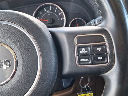 Used 2011 Jeep Wrangler Unlimited Rubicon w/ Trailer Tow Group AWD/4WD image 16