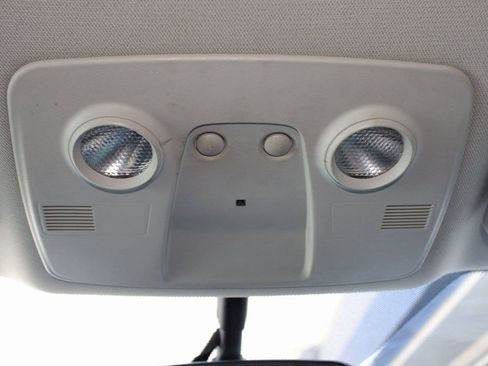 Used 2017 Chevrolet Traverse LS image 19