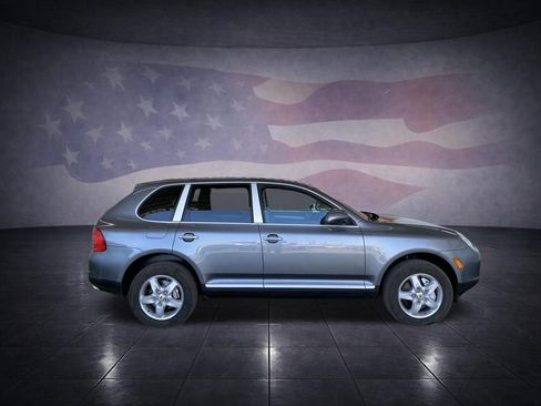 Used 2004 Porsche Cayenne S image 6