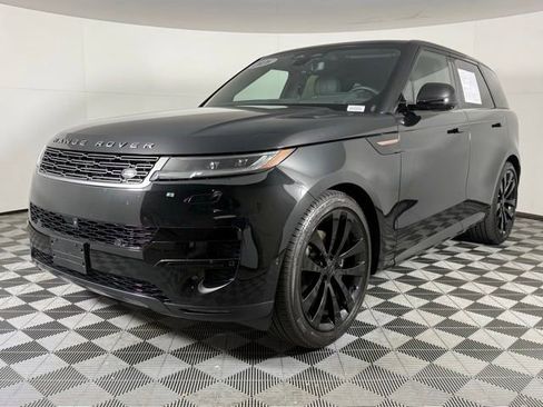 Used 2026 Land Rover Range Rover Sport SE AWD/4WD image 2