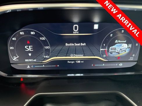 Used 2022 GMC Yukon SLT w/ SLT Luxury Package image 14