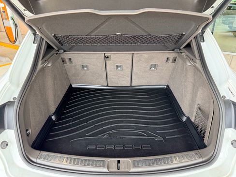 Used 2019 Porsche Macan S AWD/4WD image 30