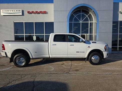 Used 2021 RAM 3500 Limited AWD/4WD image 3