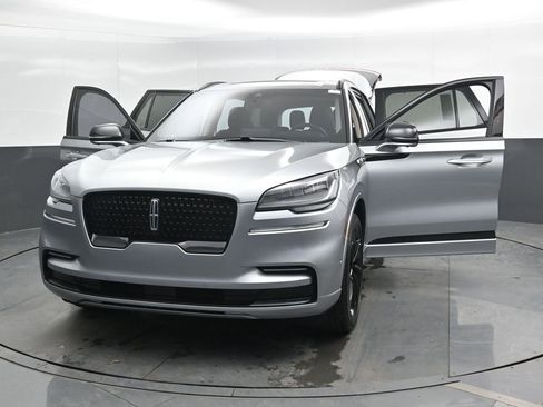 Used 2023 Lincoln Aviator Reserve w/ Equipment Group 201A AWD/4WD image 55