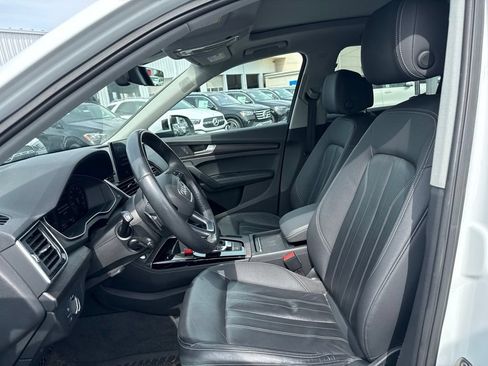 Used 2021 Audi Q5 2.0T Premium Plus w/ Premium Plus Package AWD/4WD image 6