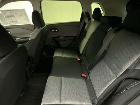 Certified 2023 Nissan Rogue SV AWD/4WD image 10