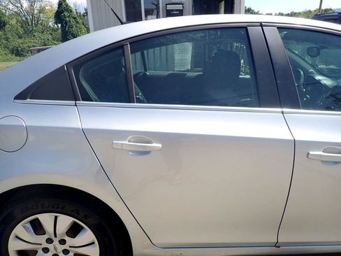 Used 2012 Chevrolet Cruze LS image 14