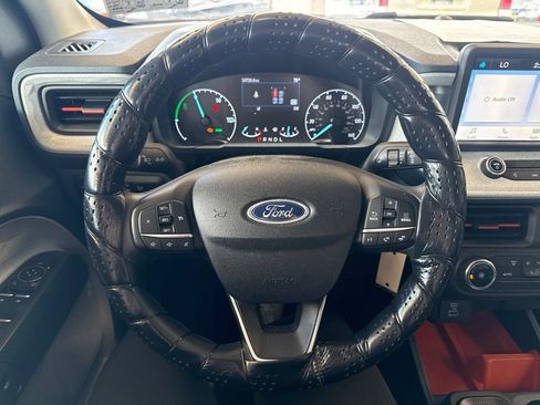 Used 2022 Ford Maverick XLT FWD image 17