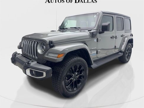 Used 2021 Jeep Wrangler Unlimited Sahara w/ Cold Weather Group image 2