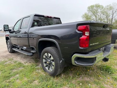 Used 2024 Chevrolet Silverado 2500 LT w/ All Star Edition image 3