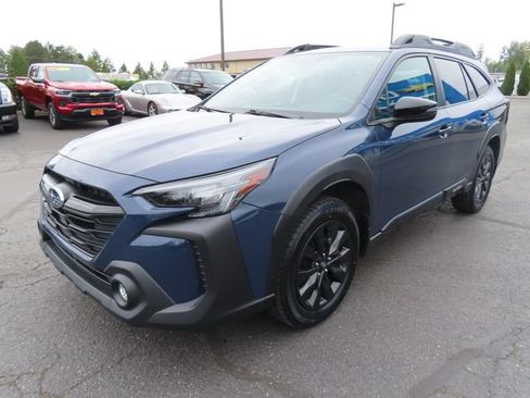 Used 2023 Subaru Outback Onyx Edition XT AWD/4WD image 3