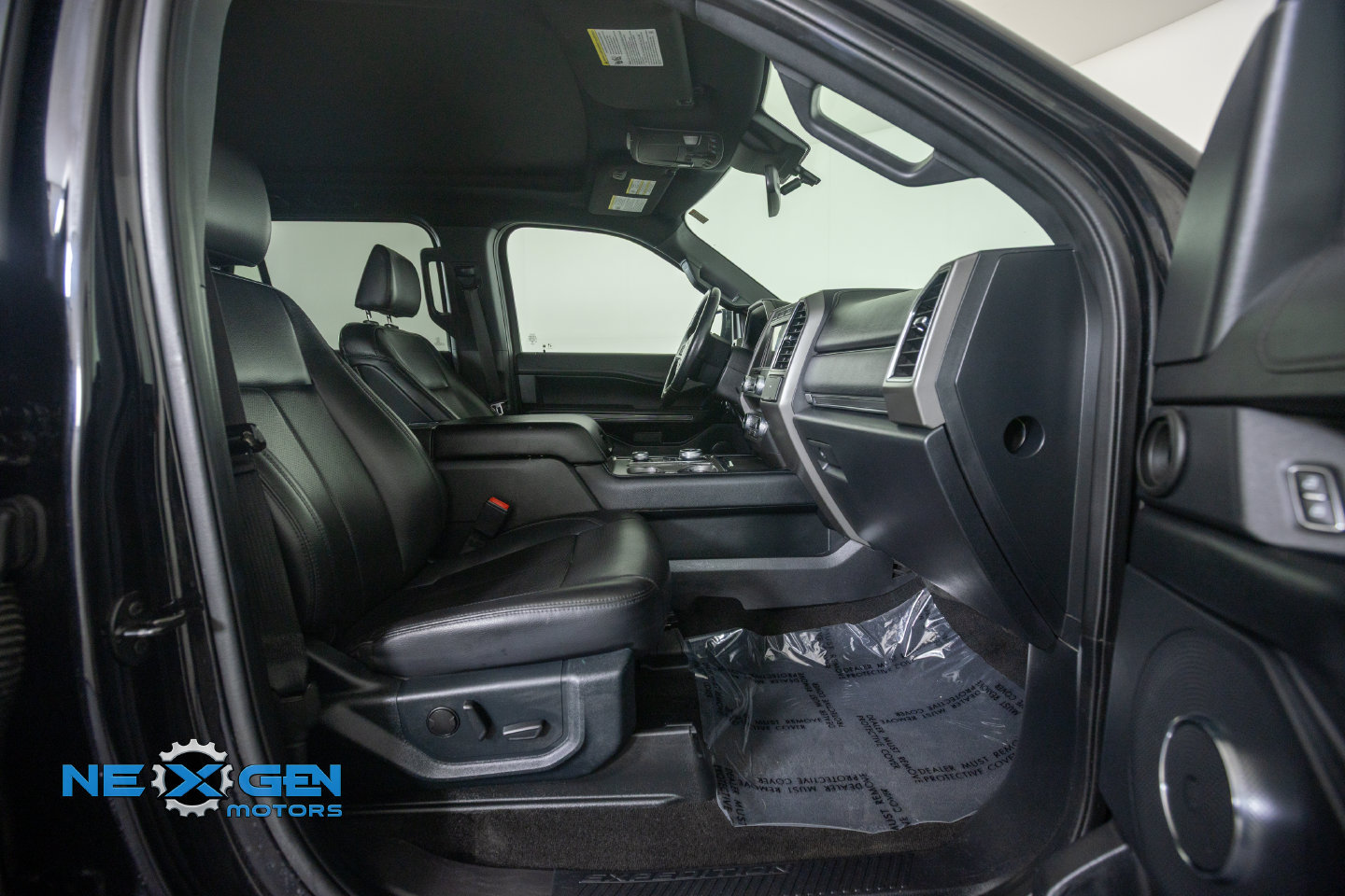 Used 2021 Ford Expedition Max XLT AWD/4WD image 7