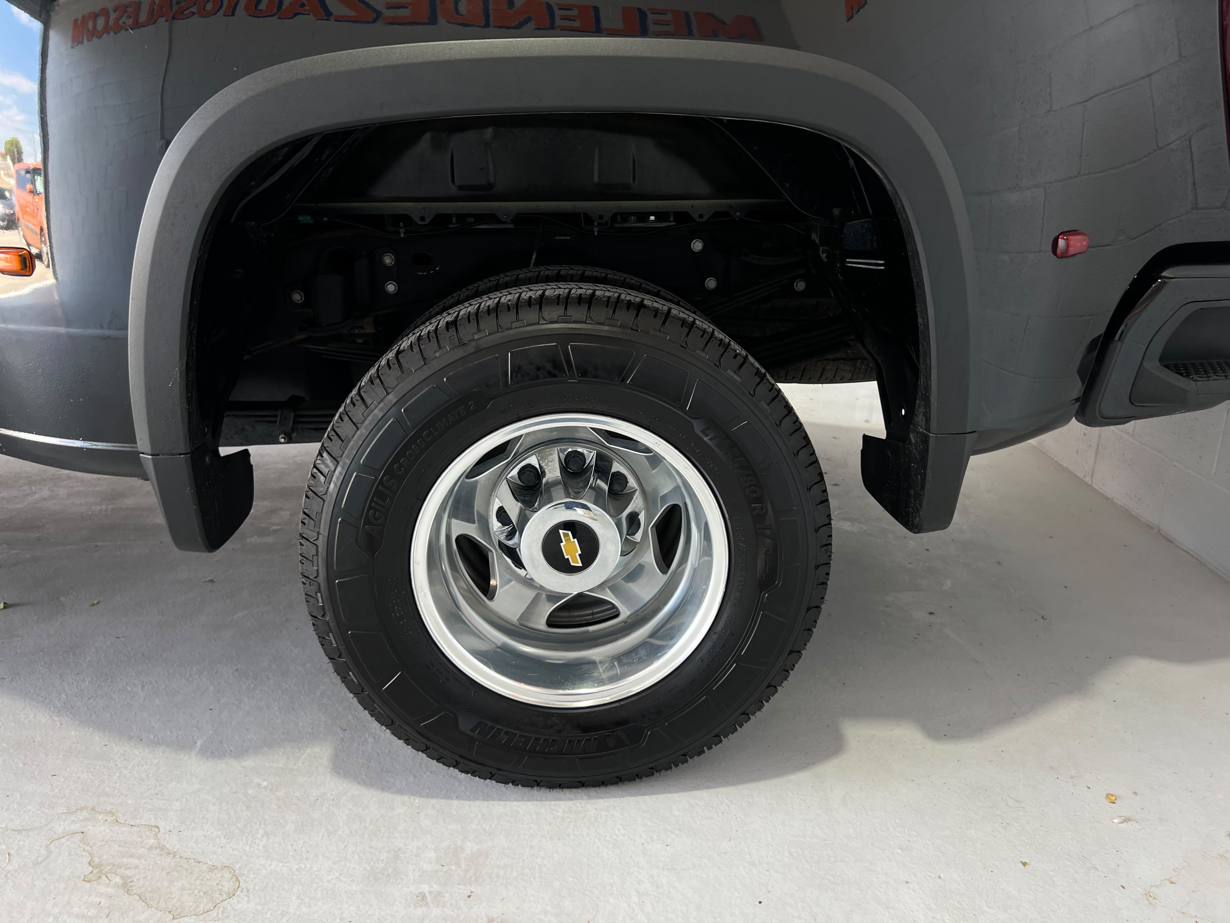 Used 2022 Chevrolet Silverado 3500 High Country w/ Safety Package II AWD/4WD image 11