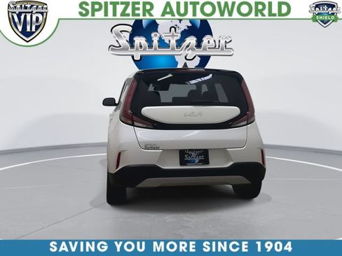 Certified 2023 Kia Soul LX w/ LX Technology Package FWD image 9