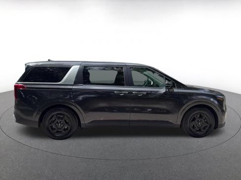 Used 2026 Kia Carnival FWD image 15