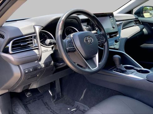 Used 2023 Toyota Camry LE FWD image 17