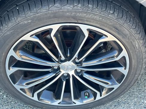 Used 2016 Toyota Corolla S FWD image 15