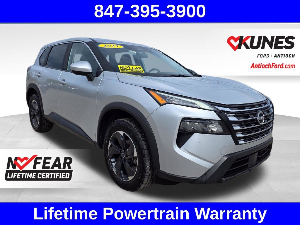 Used 2025 Nissan Rogue SV AWD/4WD image 1