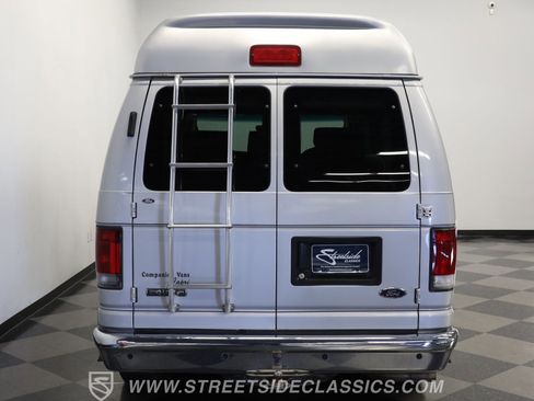 Used 2006 Ford E-150 and Econoline 150 image 8