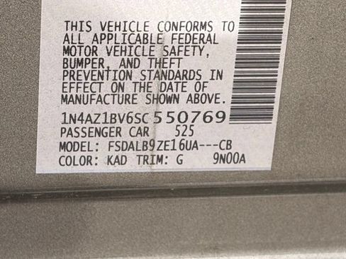 Used 2025 Nissan Leaf S FWD image 19