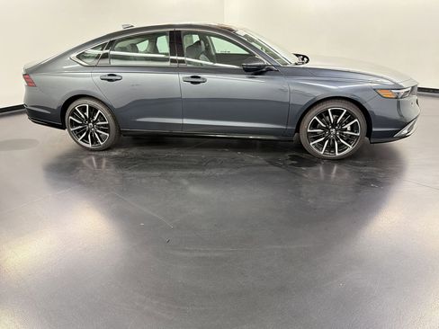 New 2026 Honda Accord Touring image 8