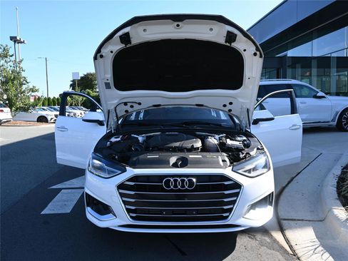 Used 2020 Audi A4 2.0T Premium w/ Convenience Package image 11