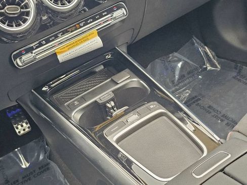 New 2026 Mercedes-Benz GLA 35 AMG 4MATIC image 29